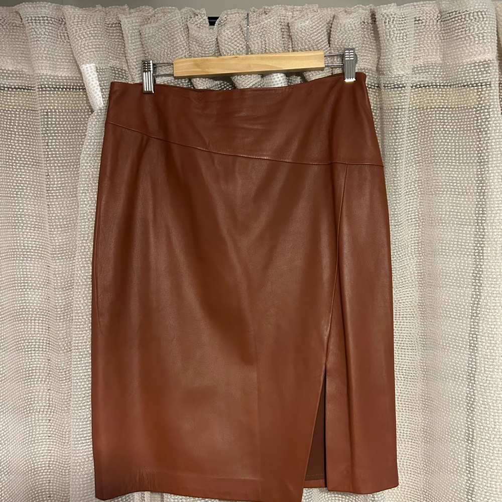 White House Black Market beautiful 100% Leather Pencil Skirt - Brown - Picture 2 of 11